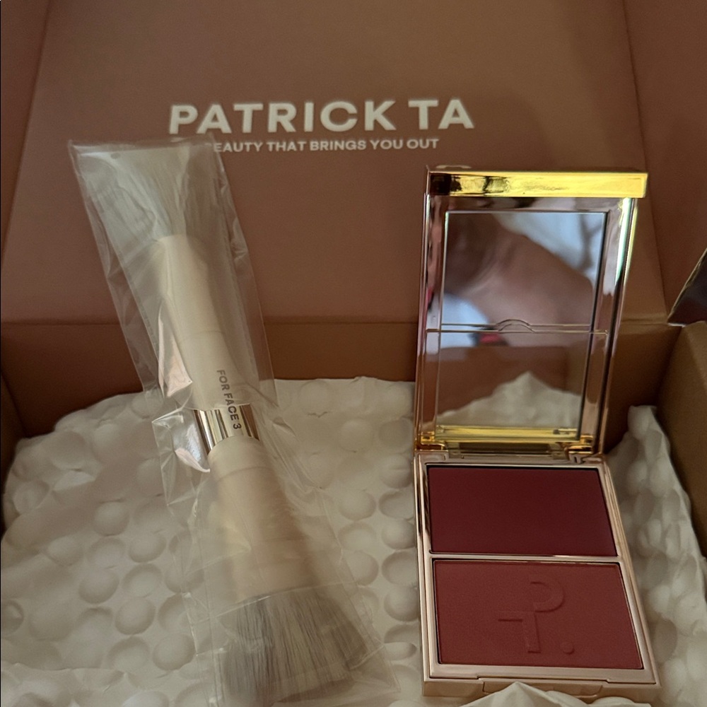 Patrick Ta Crème & Powder Blush Duo - Rich Plum